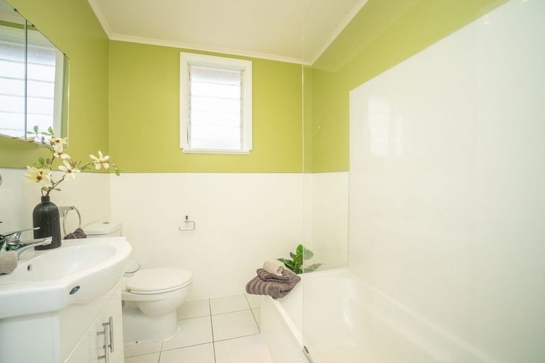 Photo of property in 754 Tremaine Avenue, Palmerston North, 4414