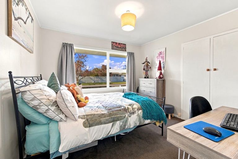 Photo of property in 1/175 Kendal Avenue, Burnside, Christchurch, 8053
