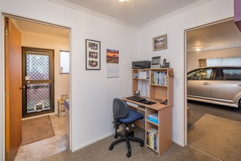 Photo of property in 20 Tawa Street, Levin, 5510