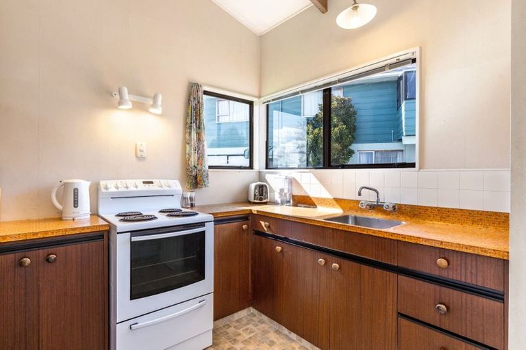 Photo of property in 24 Tobin Place, Richmond Heights, Taupo, 3330