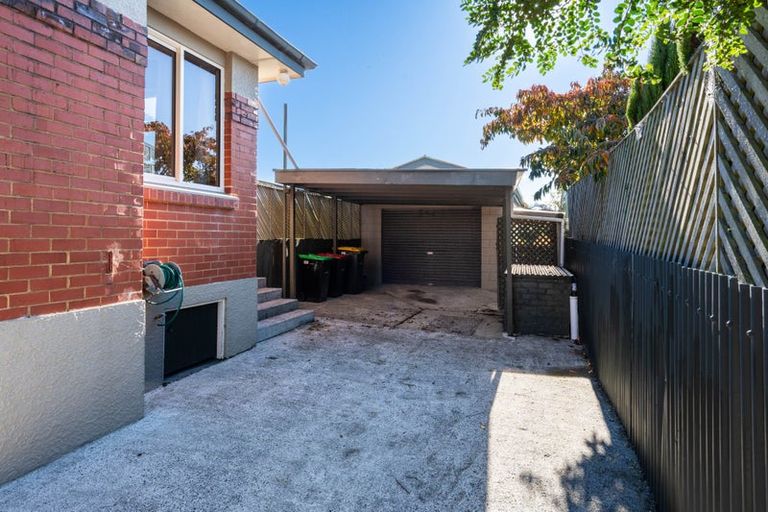 Photo of property in 2 Warwick Street, Balaclava, Dunedin, 9011