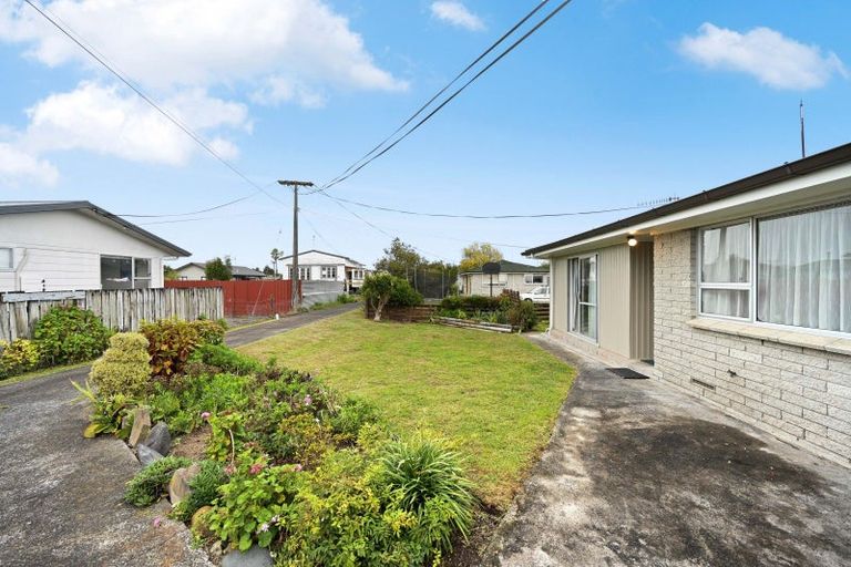 Photo of property in 22c Breckons Avenue, Nawton, Hamilton, 3200