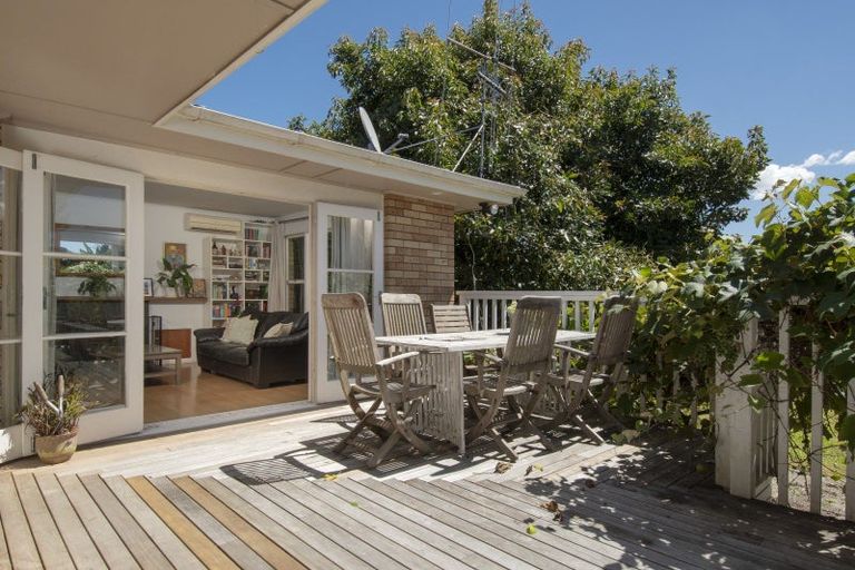 Photo of property in 7 Pennington Place, Welcome Bay, Tauranga, 3112