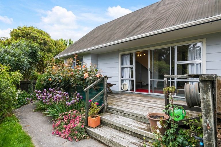 Photo of property in 2/42 Holdaway Street, Riversdale, Blenheim, 7201