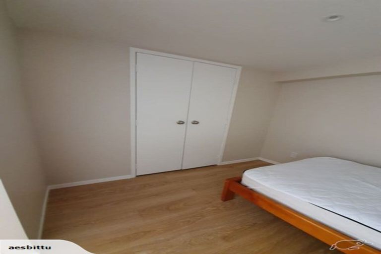 Photo of property in 128 Grafton Road, Grafton, Auckland, 1010