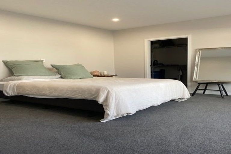 Photo of property in 2 Rangataiki Place, Awatoto, Napier, 4110