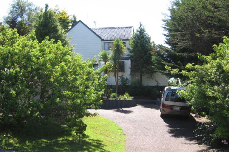 Photo of property in 70 Langana Avenue, Browns Bay, Auckland, 0630