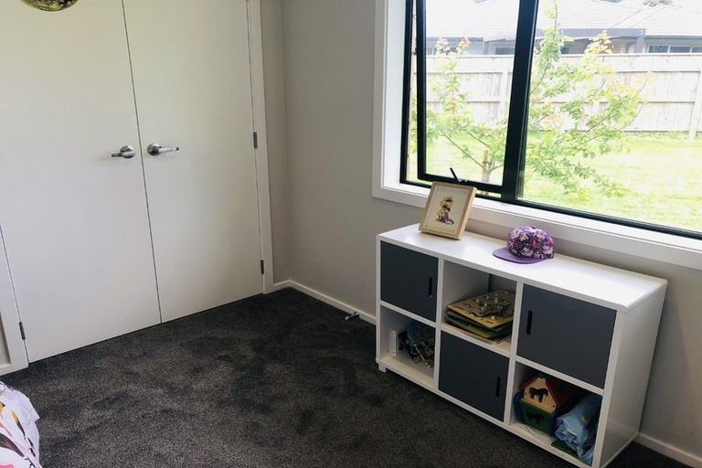 Photo of property in 10 Dow Chung Place, Otaki, 5512