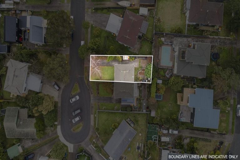 Photo of property in 1/12 Steen Place, Mangere Bridge, Auckland, 2022