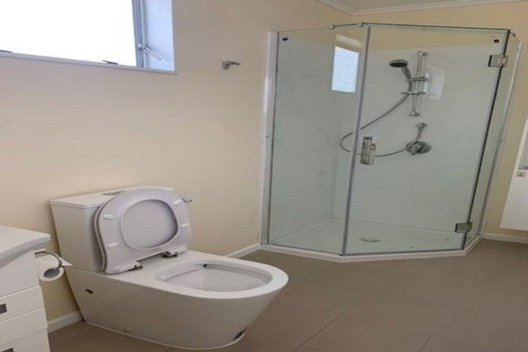 Photo of property in 6 Haylock Grove, Totara Park, Upper Hutt, 5018