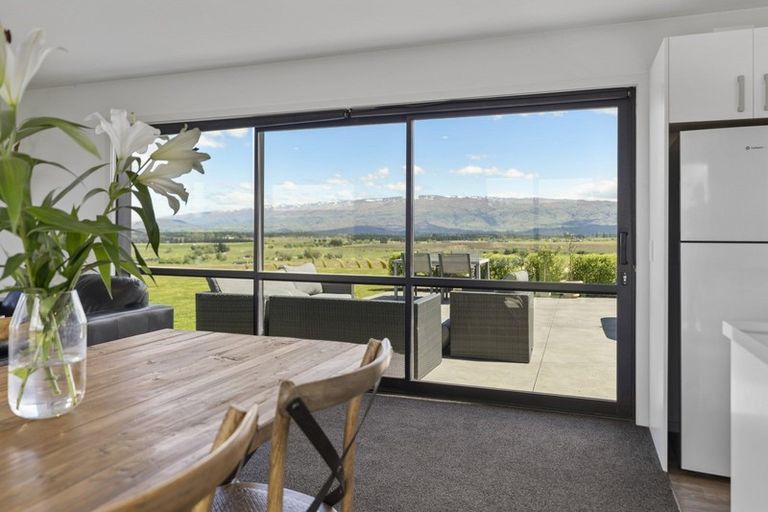 Photo of property in 77 Leaning Rock Road, Springvale, Alexandra, 9393