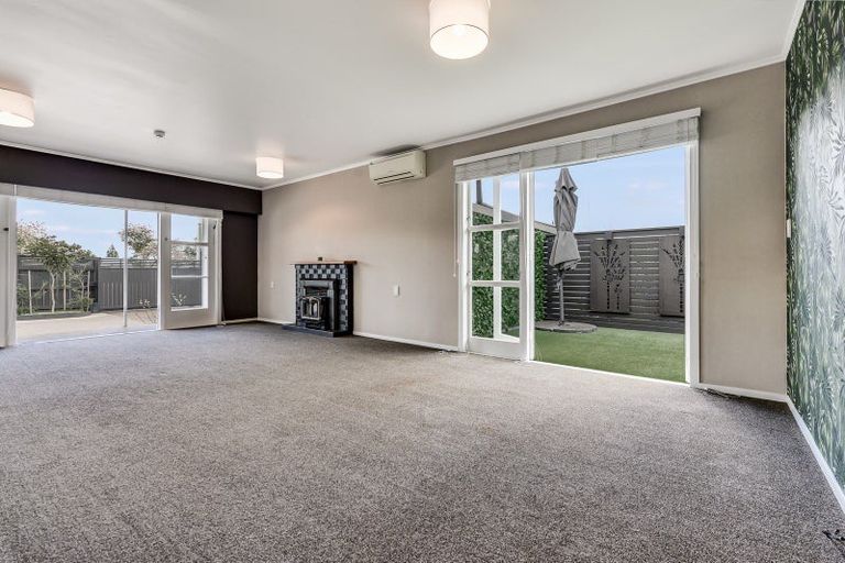 Photo of property in 94 Shakespeare Street, Leamington, Cambridge, 3432