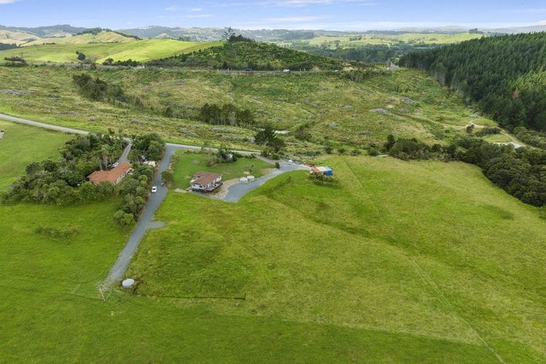 Photo of property in 60 Ross Road, Topuni, Wellsford, 0975