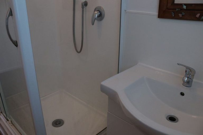 Photo of property in 19 Driver Road, Mangere East, Auckland, 2024