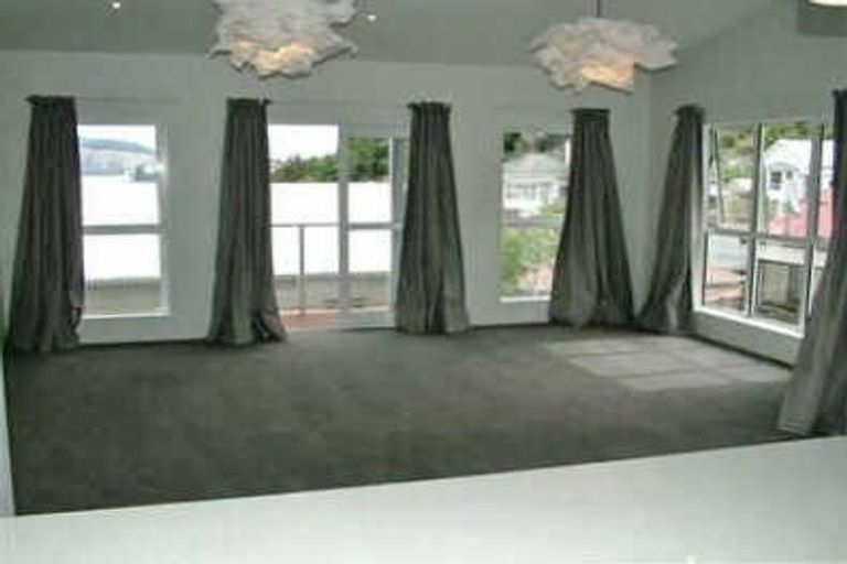 Photo of property in 40 Cunningham Terrace, Lyttelton, 8082