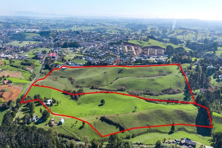 Photo of property in 50 Pukekohe East Road, Pukekohe, 2677