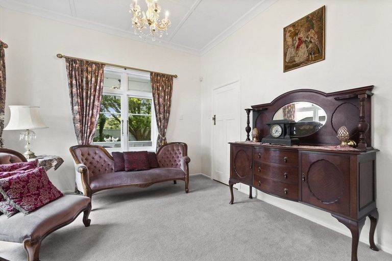 Photo of property in 57 Beach Road, Pahurehure, Papakura, 2113