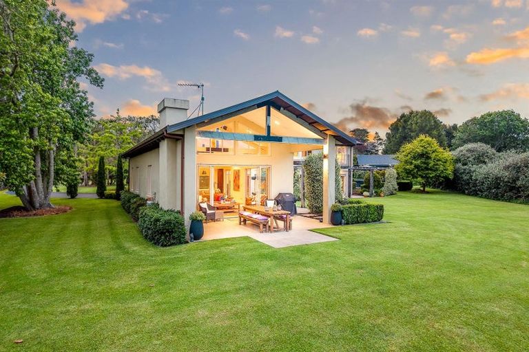 Photo of property in 5 Dysart Lane, Kumeu, 0891