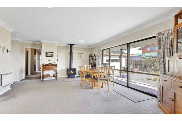 Photo of property in 1 Kinley Street, Rangiora, 7400
