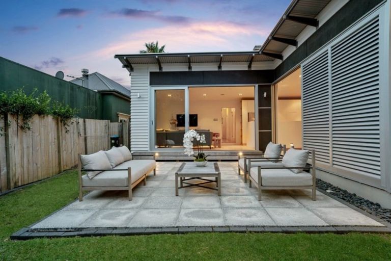 Photo of property in 38 Ariki Street, Grey Lynn, Auckland, 1021