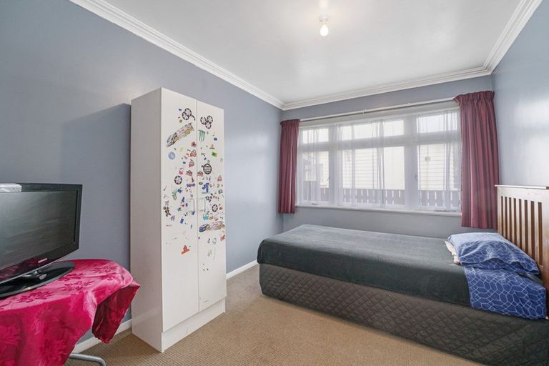 Photo of property in 13 Matai Street, Levin, 5510