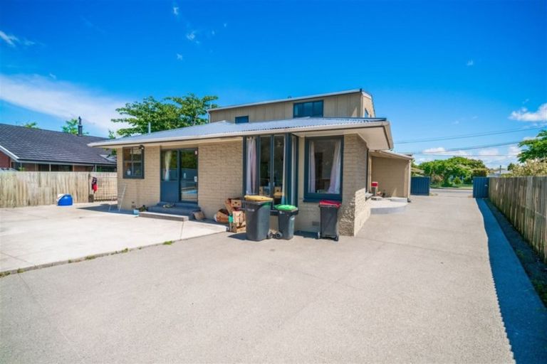 Photo of property in 195 Springs Road, Hornby, Christchurch, 8042