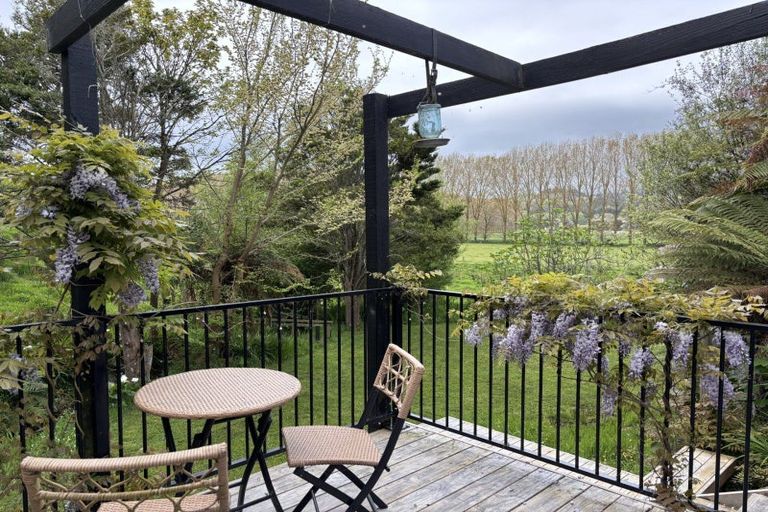 Photo of property in 806 Pohangina Road, Ashhurst, 4884