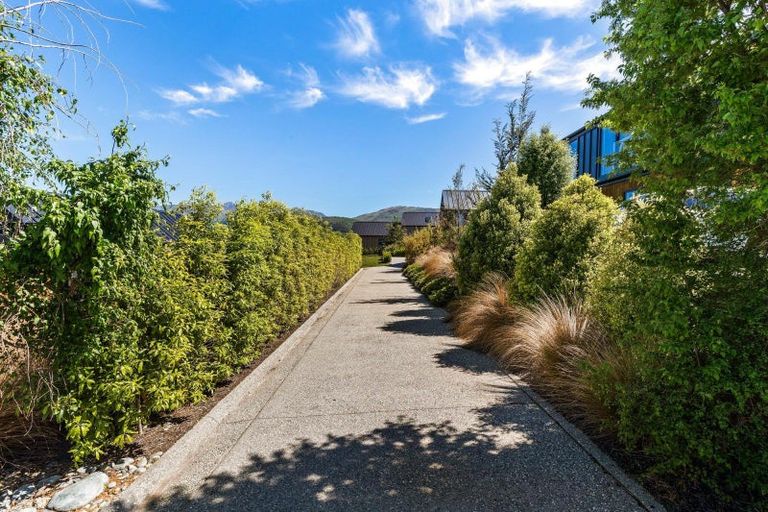 Photo of property in 5 Falconer Rise, Jacks Point, Queenstown, 9371