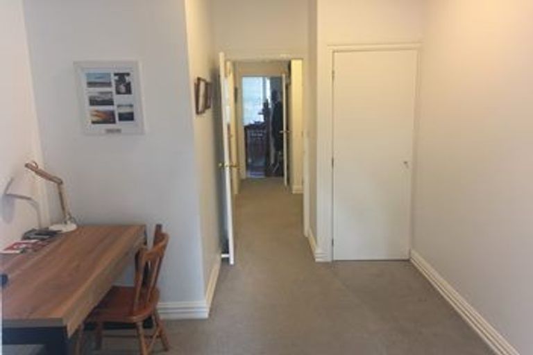 Photo of property in 323b Mount Eden Road, Mount Eden, Auckland, 1024