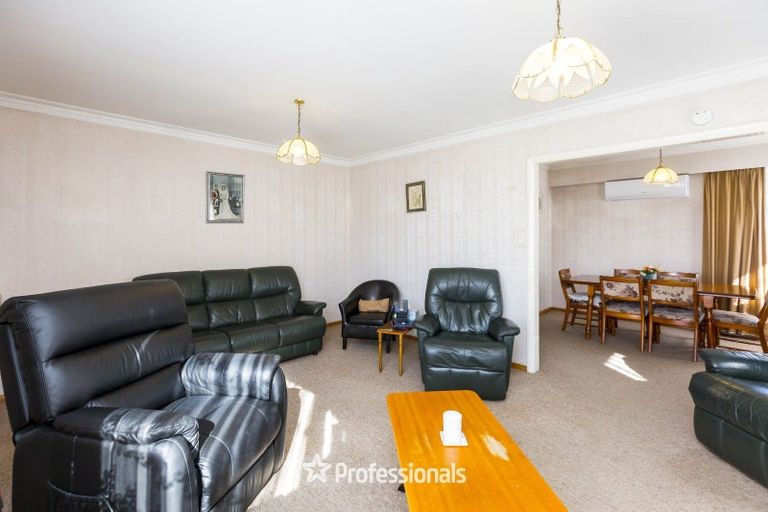 Photo of property in 45 Hikurangi Street, Trentham, Upper Hutt, 5018