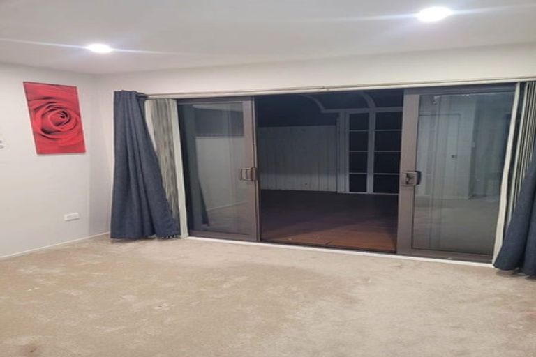 Photo of property in 22 Pomaria Road, Henderson, Auckland, 0610