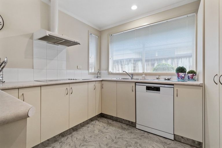 Photo of property in 5 Grevillea Place, Melville, Hamilton, 3206