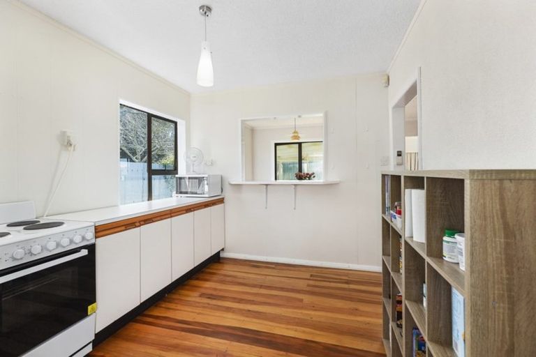 Photo of property in 18 Tuki Street, Titahi Bay, Porirua, 5022