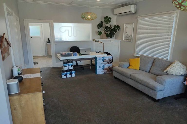 Photo of property in 42 Ossian Street, Ahuriri, Napier, 4110