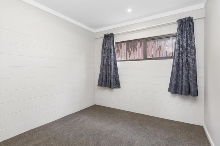 Photo of property in 70 James Cook Drive, Welcome Bay, Tauranga, 3112