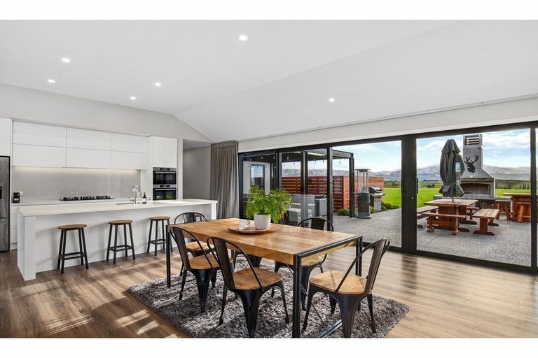 Photo of property in 2864 Lauder-omakau Road, Lauder, Omakau, 9377