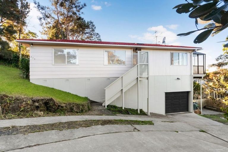 Photo of property in 329 Don Buck Road, Massey, Auckland, 0614