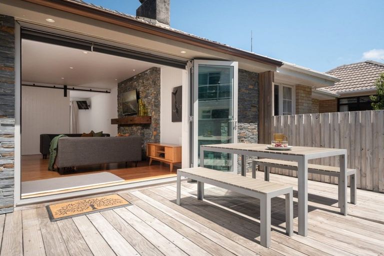 Photo of property in 2/54 Marine Parade, Mount Maunganui, 3116