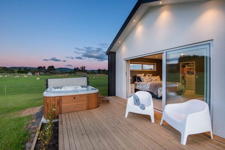 Photo of property in 165 Tirohanga Road, North Taieri, Mosgiel, 9092