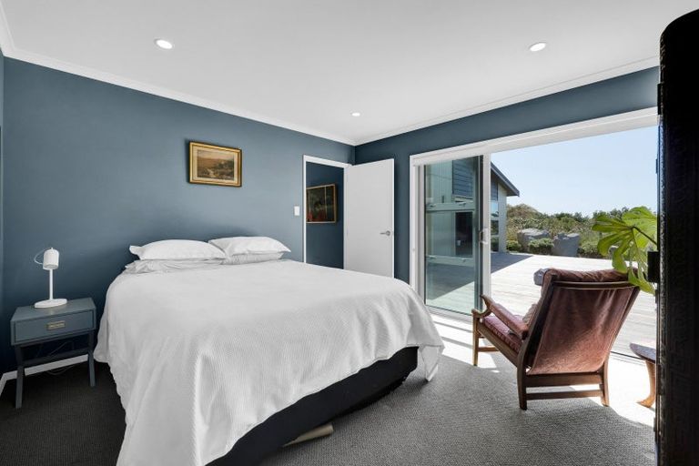 Photo of property in 265 Tai Road, Opunake, 4681