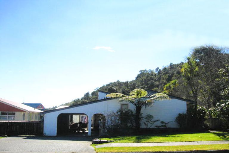 Photo of property in 12 Coates Street, Greymouth, 7805