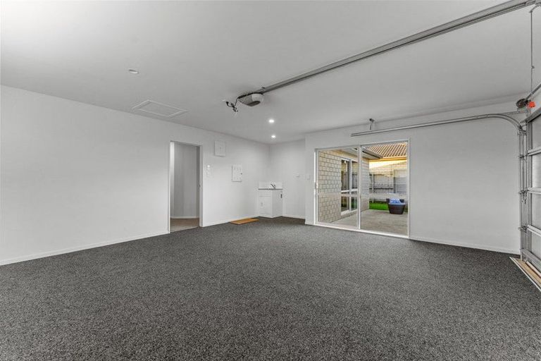 Photo of property in 35 Okawa Avenue, Papakura, 2110
