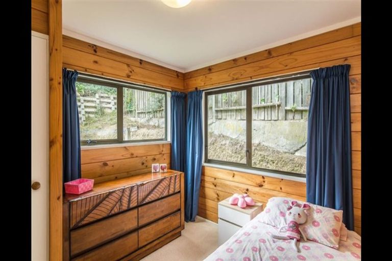 Photo of property in 6 Tatum Way, Johnsonville, Wellington, 6037