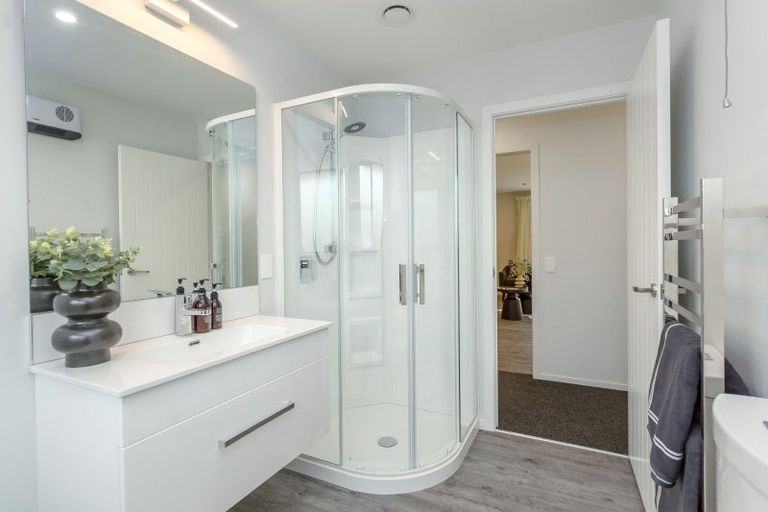 Photo of property in 15 Farley Avenue, Greytown, 5712