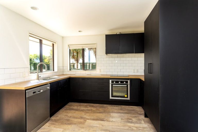 Photo of property in 51b Middleton Road, Upper Riccarton, Christchurch, 8041