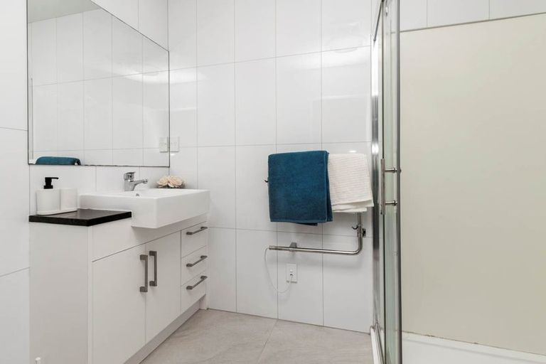 Photo of property in 3/5 Perekia Street, Albany, Auckland, 0632