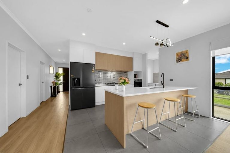Photo of property in 155 Hitchen Road, Pokeno, 2402