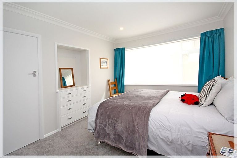 Photo of property in 115 Queen Street West, Levin, 5510