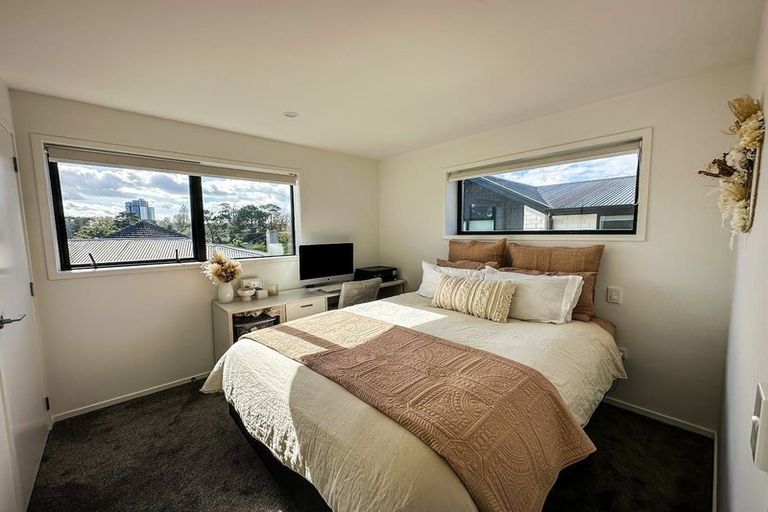 Photo of property in 4/14 Wilsher Crescent, Henderson, Auckland, 0612