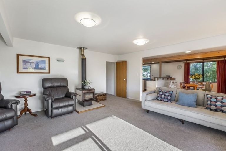 Photo of property in 14b Kaipatiki Road, Glenfield, Auckland, 0629